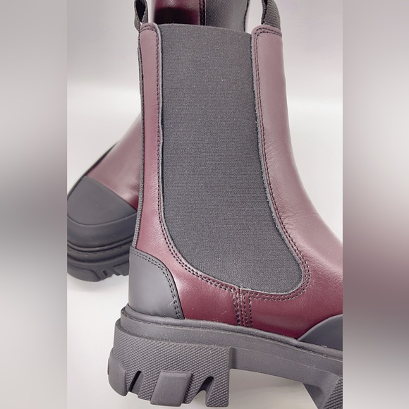 Ganni Cleated Leather Mid Chelsea Boots - Picture 8 of 10